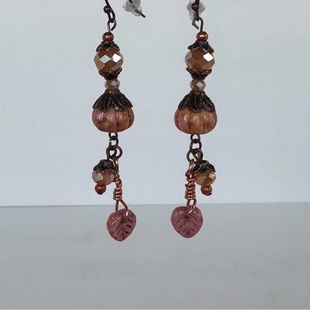 Hand Crafted Pretty in Pink Pumpkin Earrings Dangle Czech Glass Leaf NWT - Picture 9 of 9